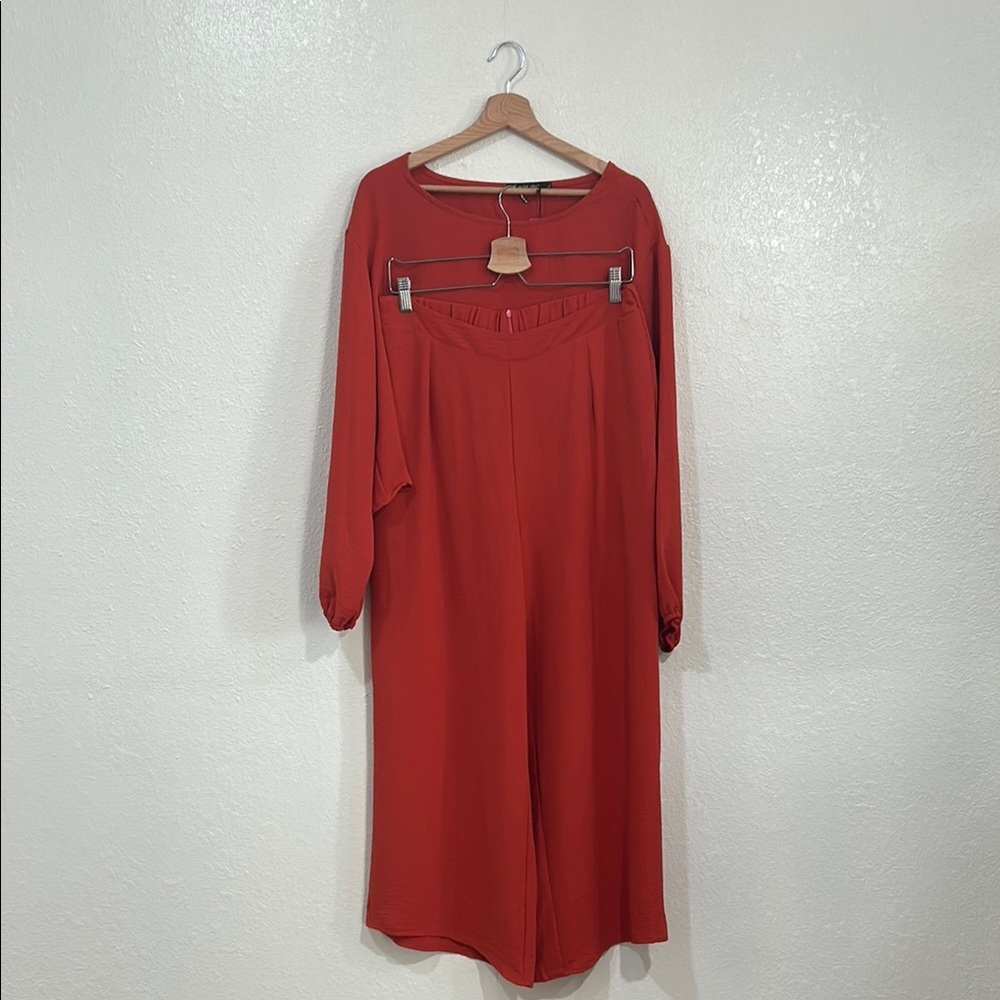 REYLAMP SET CROP TOP &  WIDE LEG PANTS TUSCAN RED  LIGHTWEIGHT Sz LG NEW